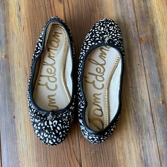 Sam Edelman Felicia Black and cream ballerina flat leather cow fur slip on shoes - Picture 2 of 7